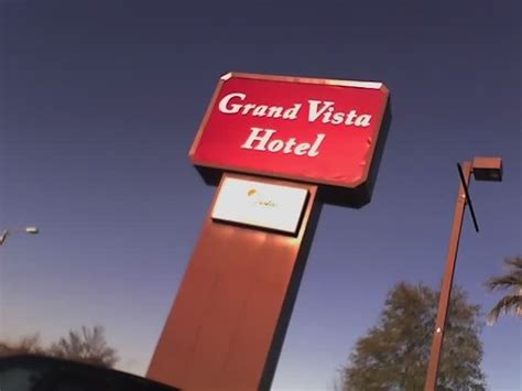 Grand Vista Hotel 999 Enchanted Way Simi Valley .